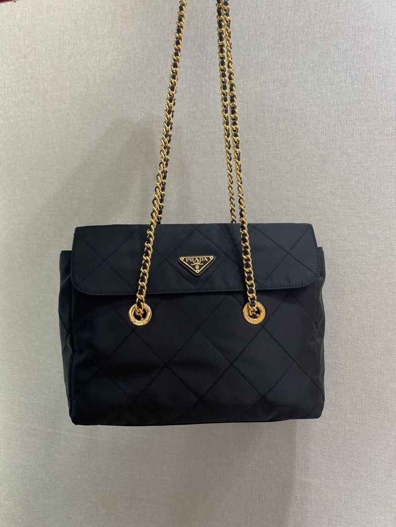 Pra*a tote bags